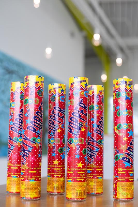 NYE PartyPoppers -Make the New Year Pop with Confetti Popper